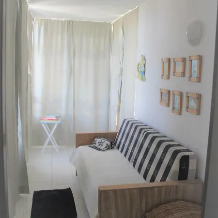 Casa Praia By Real Life Concierge - Beachfront Lovely *