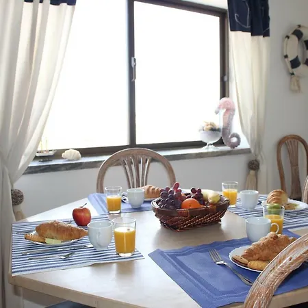 Apartment Casa Praia By Real Life Concierge - Beachfront Lovely